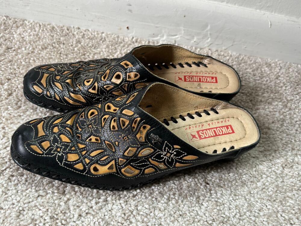 Pikolinos Women’s EU 38 US 7.5-8 Black Leather Floral Cutout Mule Shoes